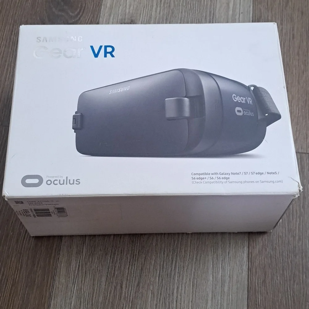 Samsung gear VR powered by oculus